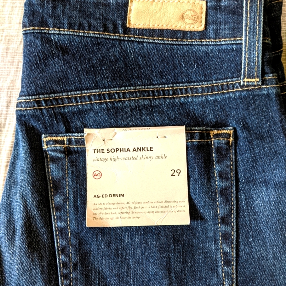 AG Sophia High Waisted Ankle Skinny 29